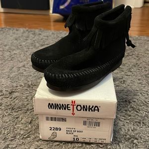 Black Minnetonka Boots
